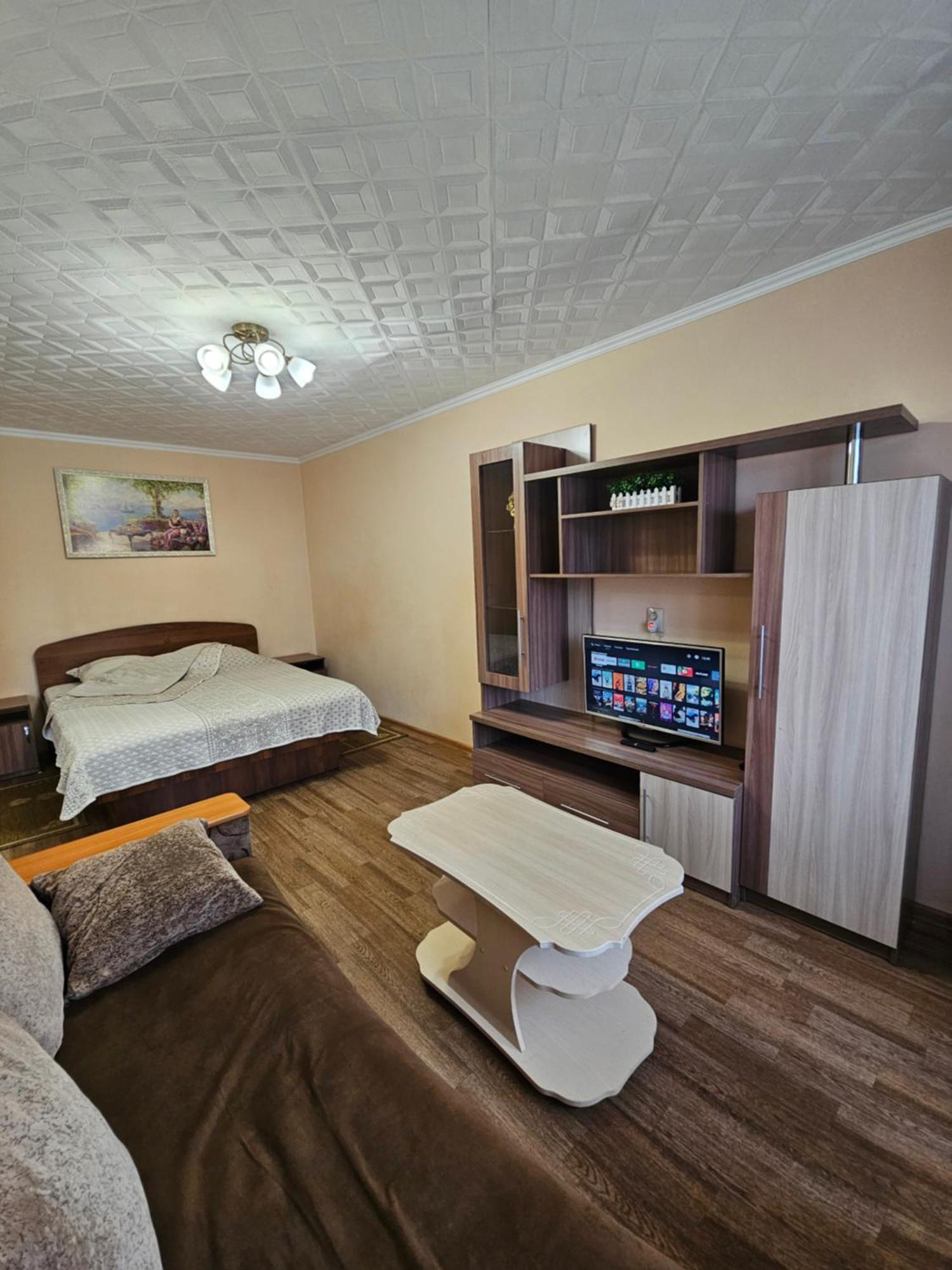 Lux Apartment On Potanina 19 Ustʼ-Kamenogorsk Eksteriør billede